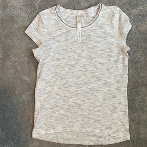 lululemon tshirt